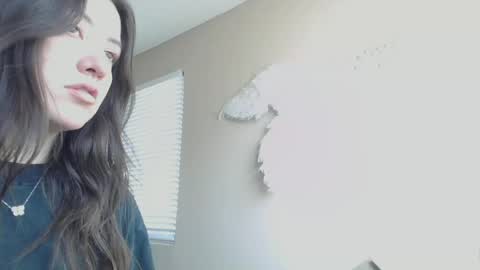 Jasmine online show from June 16, 2:41 pm