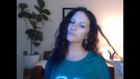Snapshot of girlnexxxdoor chatting on March 23, 2:15 am Girlnexxxdoor online show from March 23, 2:15 am