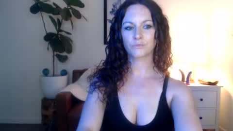 Snapshot of girlnexxxdoor chatting on March 31, 1:40 am Girlnexxxdoor online show from March 31, 1:40 am