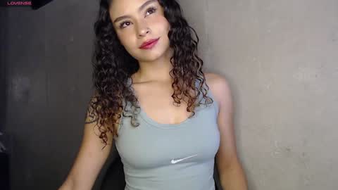 LananaSofia and Boy online show from January 31, 9:48 am