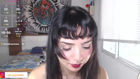 Ann online show from June 4, 1:50 pm