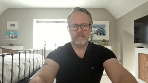 Snapshot of girlsandbikes chatting on January 12, 10:56 am girlsandbikes online show from January 12, 10:56 am