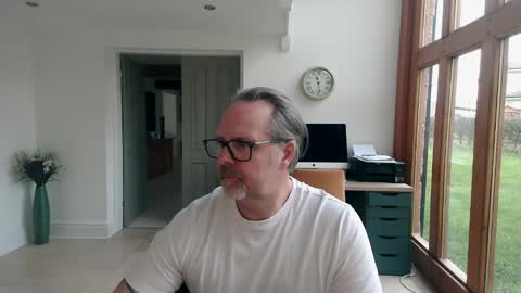 Snapshot of girlsandbikes chatting on January 23, 11:26 am girlsandbikes online show from January 23, 11:26 am