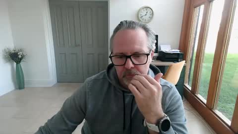 Snapshot of girlsandbikes chatting on January 24, 12:41 pm girlsandbikes online show from January 24, 12:41 pm