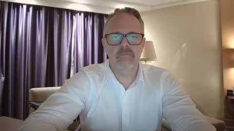 Snapshot of girlsandbikes chatting on January 28, 8:58 pm girlsandbikes online show from January 28, 8:58 pm