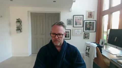 Snapshot of girlsandbikes chatting on September 22, 7:54 am girlsandbikes online show from September 22, 7:54 am