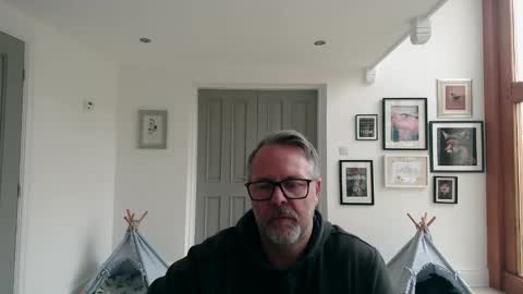 Snapshot of girlsandbikes chatting on October 23, 10:25 am girlsandbikes online show from October 23, 10:25 am