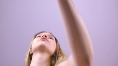 Ella Lisa Chloe online show from March 28, 8:52 pm