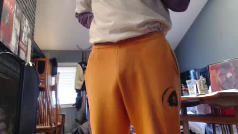 croyal09 online show from December 11, 7:36 pm