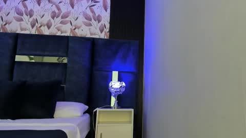     online show from October 16, 11:00 am