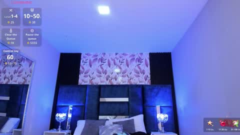     online show from November 25, 10:37 am