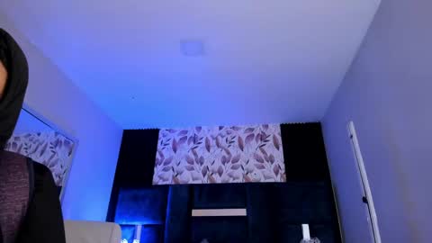 Snapshot of giselamaru chatting on May 11, 10:21 am online show from May 11, 10:21 am