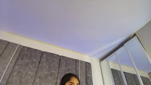 Snapshot of giselamaru chatting on May 18, 10:10 am online show from May 18, 10:10 am