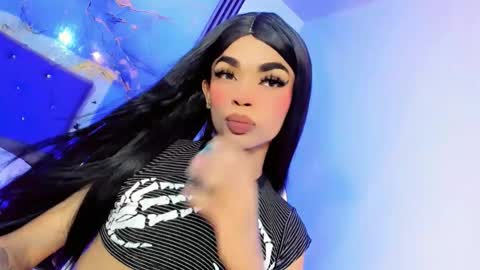 Gisel online show from April 18, 12:03 am