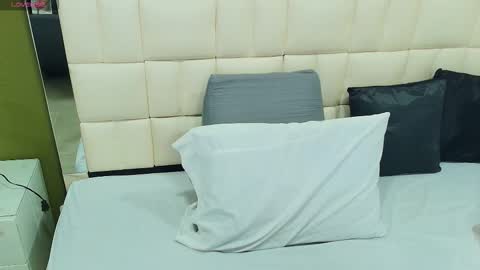 Snapshot of gisell_gomez chatting on October 9, 12:14 pm Gisell online show from October 9, 12:14 pm