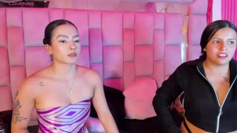Snapshot of gisell_squirt chatting on July 28, 4:50 pm gisell_squirt online show from July 28, 4:50 pm