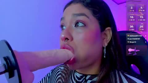 Snapshot of giselle_upp chatting on September 21, 11:34 am Giselle online show from September 21, 11:34 am