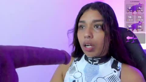 Snapshot of giselle_upp chatting on September 28, 6:57 pm Giselle online show from September 28, 6:57 pm