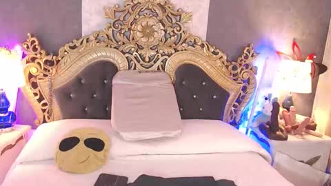 GiselleNoah online show from January 13, 7:08 pm