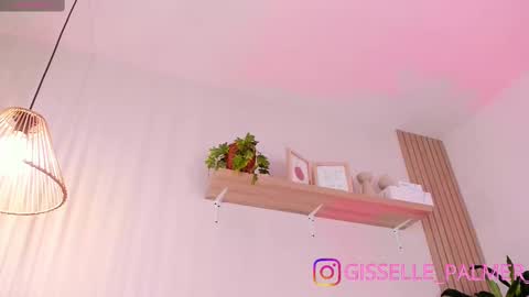   online show from October 1, 7:31 pm