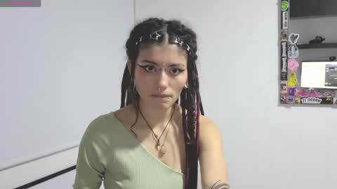 Giulietta online show from April 23, 1:40 am