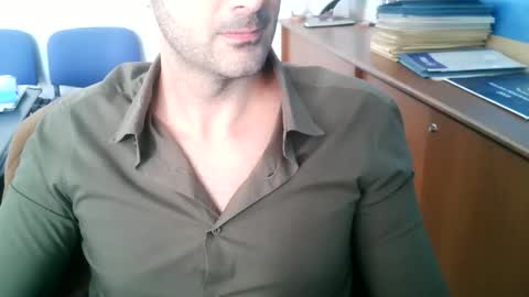 giuseppevai1 online show from November 11, 10:04 am