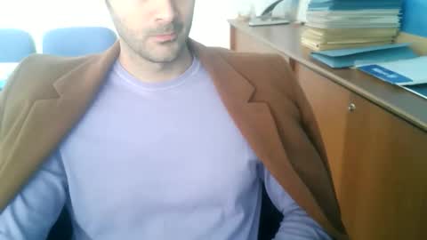 giuseppevai1 online show from November 26, 11:11 am