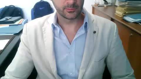 giuseppevai1 online show from May 12, 7:49 am