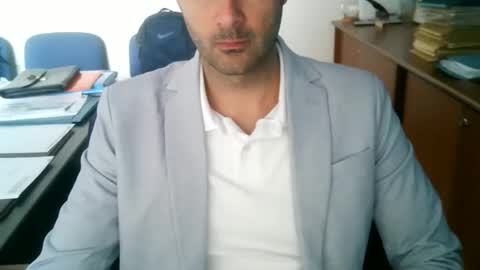 giuseppevai1 online show from May 21, 8:54 am