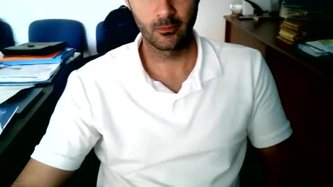 giuseppevai1 online show from June 6, 9:47 am