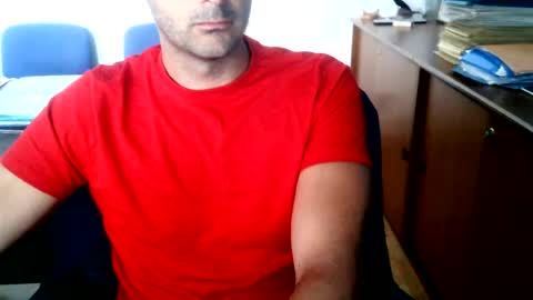 giuseppevai1 online show from July 23, 9:18 am