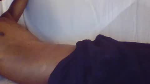 Snapshot of give_us_pleasure chatting on February 26, 9:53 am give_us_pleasure online show from February 26, 9:53 am