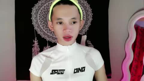 Snapshot of givemethrillx chatting on January 11, 4:16 am givemethrillx online show from January 11, 4:16 am