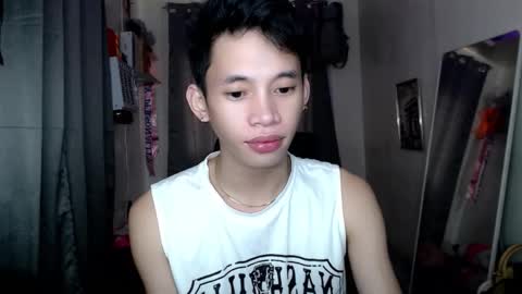 Snapshot of givemethrillx chatting on January 11, 4:06 am givemethrillx online show from January 11, 4:06 am