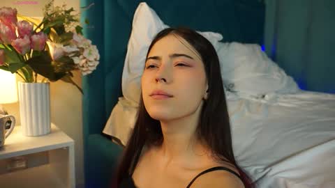 Agness online show from November 4, 3:22 pm