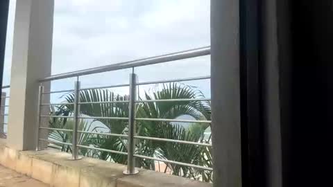 Gl1tter Barbie online show from April 13, 8:20 am