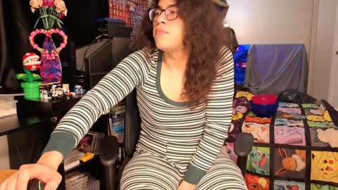 glaceon9 online show from February 2, 6:53 pm