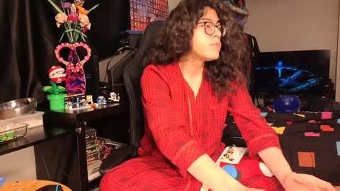 glaceon9 online show from February 3, 7:29 am