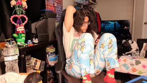 glaceon9 online show from February 5, 6:04 pm