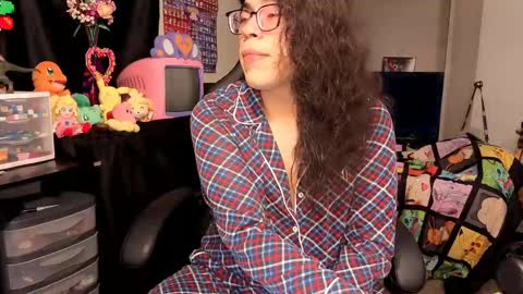 glaceon9 online show from October 5, 2:37 pm