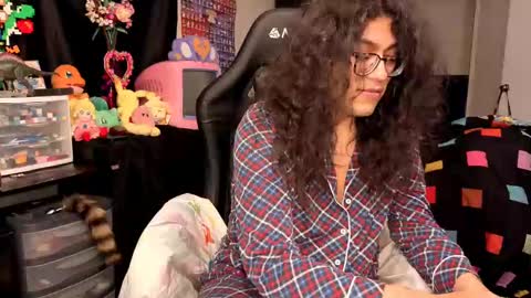 glaceon9 online show from October 9, 10:08 pm