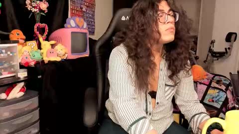 glaceon9 online show from October 16, 6:31 pm