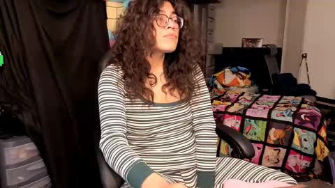 glaceon9 online show from November 21, 9:02 pm