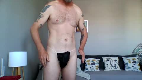 Snapshot of gladius_grande chatting on July 14, 7:57 am Gladius Grande online show from July 14, 7:57 am