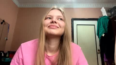 Lacey  1st day here  online show from March 16, 5:44 am