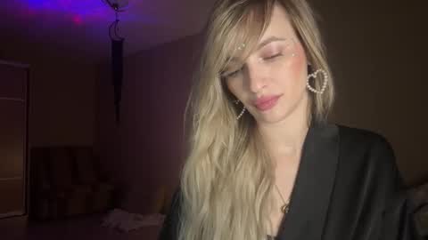 glamour_rogue online show from December 21, 10:28 pm