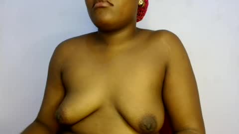 Snapshot of glamslut8 chatting on July 10, 7:16 pm sweet girl online show from July 10, 7:16 pm