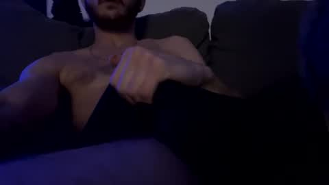 Snapshot of glegere18 chatting on March 10, 3:01 am Lets get wierd online show from March 10, 3:01 am