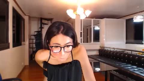 Snapshot of gleiahong chatting on October 21, 4:51 pm gleiahong online show from October 21, 4:51 pm