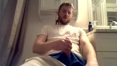 Snapshot of glenjam80 chatting on February 27, 10:32 pm glenjam80 online show from February 27, 10:32 pm